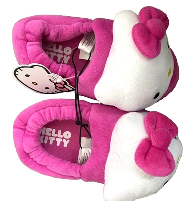 Novo com etiquetas HELLO KITTY 3D cabeça franzida chinelos criança 11/12 FRETE GRÁTIS - Imagem 1 de 4