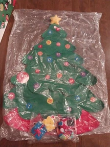 2004 Hallmark Keepsake Kids Countdown To Christmas Tree Advent Calendar Vintage - Picture 1 of 7