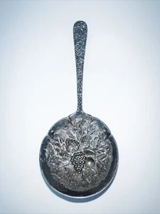 Sterling Silver Kirk & Sons Repose Pattern Antique Berry Spoon 5" - Picture 1 of 8