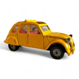 Corgi 272 James Bond Citroen 2CV6 For your eyes only yellow Diecast Car - Picture 1 of 11
