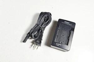 Genuine Original Nikon MH-18 MH-18a Charger - Picture 1 of 3