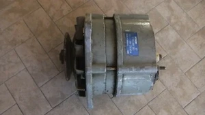 Alternatore GENERATOR BOSCH 0120488233 MERCEDES W100 W108 109 280 600 SEC W114  - Bild 1 von 3