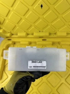 2011-2013 Infiniti QX56 Front Driver Seat Controller Module OEM - Bild 1 von 5