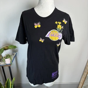 Camisa Mitchell & Ness Los Angeles Lakers Adulto Mediana Negra NBA Baloncesto LA - Imagen 1 de 9