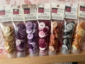 Neue Vintage BAZZILL KNÖPFE VON JUNKITZ je ca. 40 Stück - Bild 1 von 7