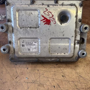 Freightliner Engine Control Module #A0004465954/002 - Picture 1 of 8