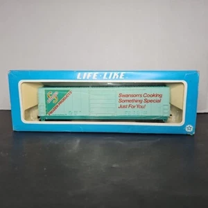 Vintage LIFE-LIKE Model Train SWANSON FROZEN FOOD Box Car ~ HO SCALE 8433 50' - Picture 1 of 8