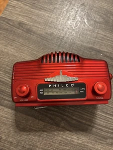 Philco Diseño Retro Compacto Estéreo, con Perilla Giratoria AM/FM, Funciona con Pilas - Imagen 1 de 3