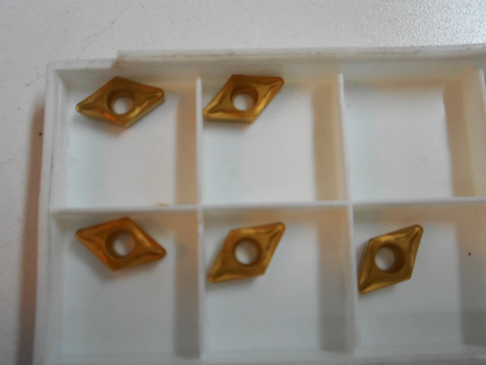 NORDIC DCMT 21.52M NC45 .031 RADIUS CARBIDE INSERTS (5 PIECES)  Foto 1 de 2