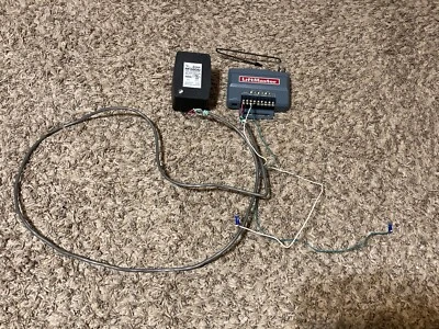 LiftMaster Receiver Model# 850LM - Image 1 of 4