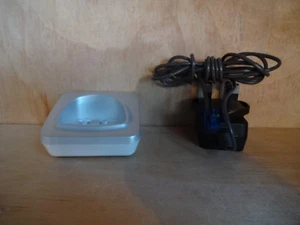 Panasonic PNLC1042 White/Silver Base KX-TGC220 + Power Adapter PNLV233E - Picture 1 of 6