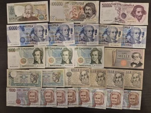 Lot of 26 Old Italy Banknotes Circulated - Picture 1 of 2