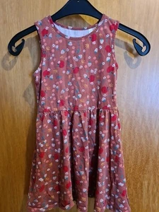 Kleid 128 - Bild 1 von 4