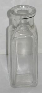 Vintage quadratische Klarglasflasche Apotheker Requisite Vase Scheune Grabung Müllhalde Fund - Bild 1 von 6