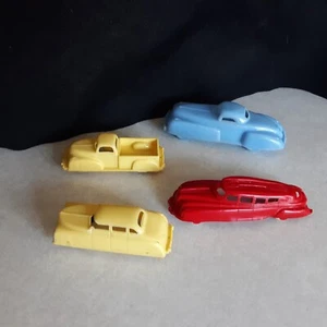 4 Vintage 1950's Yellow RENWAL Plastic TOYS Cars #140 #143 #60 Acme #38 - Picture 1 of 11