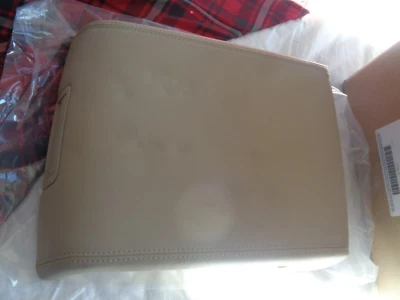 FORD 7L7Z-7806024-BB 2007-2010 LINCOLN NAVEGADOR CONSOLA CENTRAL REPOSABRAZOS OEM NUEVO Foto 1 de 4