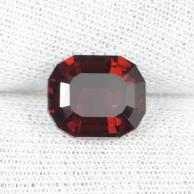 Cojín GRANET PIROPO NATURAL ROJO PÚRPURA BRILLANTE 3,88 ct Ver Vdo 1740- YB Foto 1 de 2