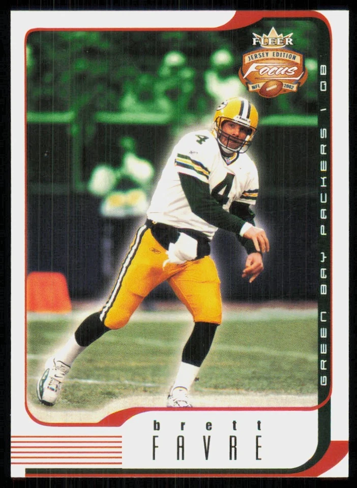 2002 Fleer Focus Jersey Edition Brett Favre Green Bay Packers #3 - Image 1 of 2