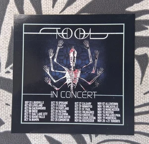  HERRAMIENTA ☆ Banda -Imán Promocional Tour ☆☆ Otoño 2023 ☆☆ Con Fechas - Imagen 1 de 2