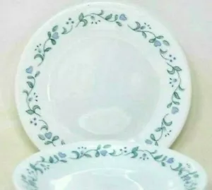 Lot of 5 Corelle COUNTRY COTTAGE DINNER PLATES Blue Heart Green 10" - Picture 1 of 2