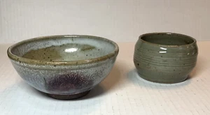 2 Studio Art Hand Thrown Small Pottery Bowls Snack Trinket Dishes Artisan Signed - Picture 1 of 17