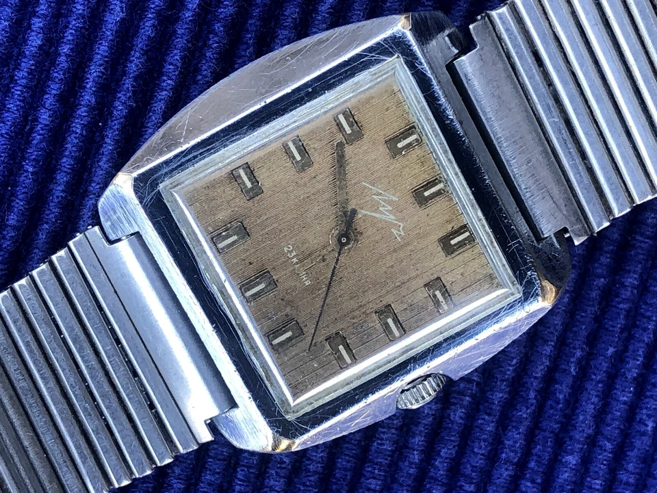 Vintage Wrist watch Luch 23 jewels 2209 USSR - Image 1 of 4
