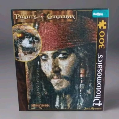   Rompecabezas Mosaico Pirata de los Caribe Jack Sparrow Buffalo Games 300 piezas Foto 1 de 4
