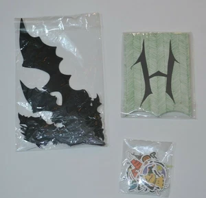 Halloween Party Decorations Supplies Green Banner 3D Bats Stickers Favor LOT - Picture 1 of 7