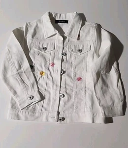 Girls White Jean Embroidered Flowers On Front Childs Girl SZ 7 NWOT - Picture 1 of 10