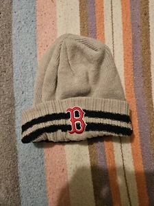 Sombrero de invierno Boston Red Sox New Era, gris talla única - Imagen 1 de 5