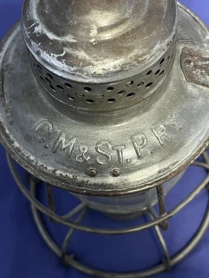 Vintage Handlan Railroad Chicago Milwaukee & St. Paul RY Lantern CNX Globe - Image 1 of 4