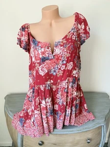 Angie Boho gesmoktes Babydoll Oberteil fließend Gr. 3X Bauernhaus launisch Blumen Schößchen - Bild 1 von 8