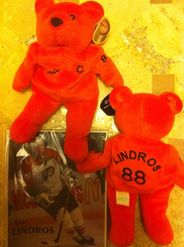 ERIC LINDROS SALVINO BAMMER COLLECTIBLE SET GET TWO BEARS AND A RETRO MAGNET! Cover