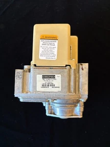 Honeywell SV9602P4824 Direct Hot Surface Ignition SmartValve Gas Control - Picture 1 of 9