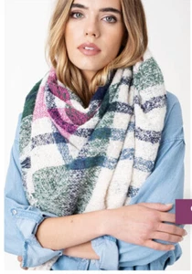 Hourglass Boutique Ivory Plaid Blanket Scarf 54” X 56” - Picture 1 of 7