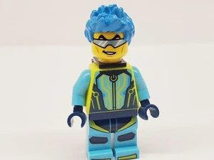 LEGO - Stuntz Driver - Male, Medium Azure and minifigure (cty1527) set 60358 NEW - Picture 1 of 4