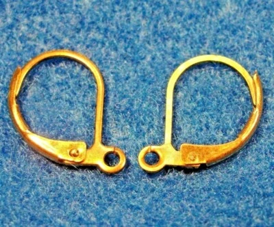 100 piezas. VENTA AL POR MAYOR Ganchos para pendientes de palanca de latón sin chapar Tibetano Q0477 Foto 1 de 4