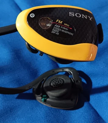 Vintage Sony Sports Walkman Mega Bass Radio Headphones FM/AM SRF-H5  *Working* - Image 1 of 4