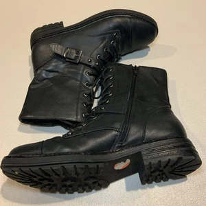 GBG Guess Combat Black Boots Women Size 9.5 [N7] - Picture 1 of 5