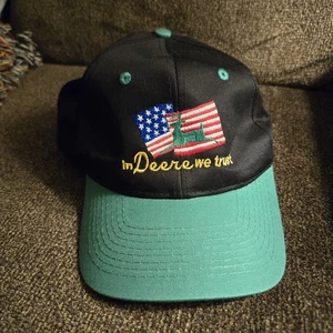 De colección In Deere We Trust Sombrero John Deere Gorra Negro Verde Bandera Americana Tractor - Imagen 1 de 9