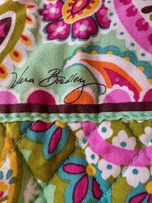 Bolsa de almuerzo Vera Bradley floral acolchada de algodón con asa superior verde menta cachemira Foto 1 de 4