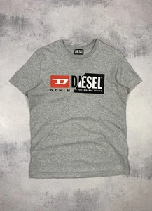 Camiseta Diesel Para Hombre Algodón Logo Grande Gris Usada Talla Mediana - Imagen 1 de 10