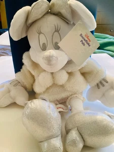 Retired Disney Snowflake Pals Minnie Mouse Plush-White Silverwear Glitter-NWT - Picture 1 of 2