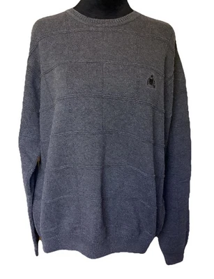 Suéter tejido cuello redondo gris patrón cuadrado IZOD para hombre con logotipo LG de golf Foto 1 de 4