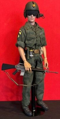 1/6 US ARMY MAC-V SOG VIETNAM WAR HELICOPTER PILOT BANDIT JOES CUSTOM. - Image 1 of 4