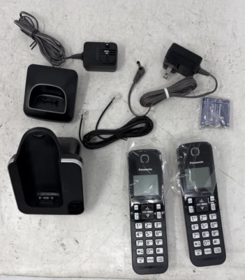 Sistema telefónico inalámbrico Panasonic KX-TGC350B Dect 6,0 1,9 Hz 2 auriculares con 2 bases Foto 1 de 4