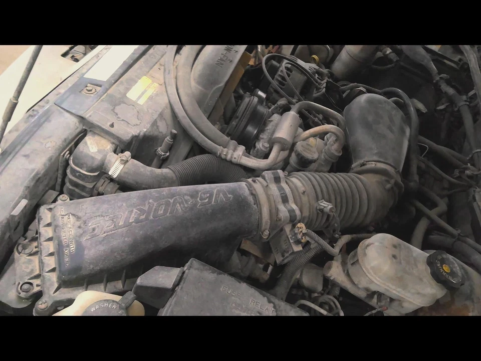 Conjunto de limpador de ar usado serve: 2001 Chevrolet Blazer s10/jimmy s15 grau A - Imagem 1 de 4