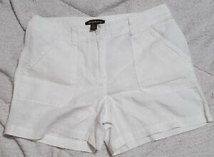 Tommy Bahama Women's 100% Linen Shorts All White Size 6 EUC