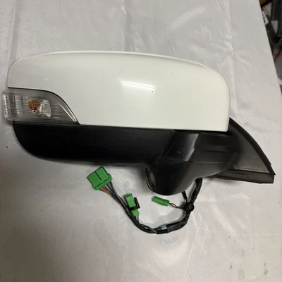 2010–2013 Volvo XC60 Passenger Mirror White BLIS Signal Lamp OEM 31352984 - Image 1 of 4