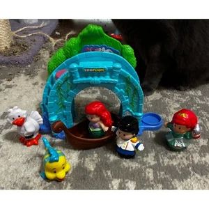 Fisher-Price Little People Aric ad Ariel's Boat Rice - Picture 1 of 5